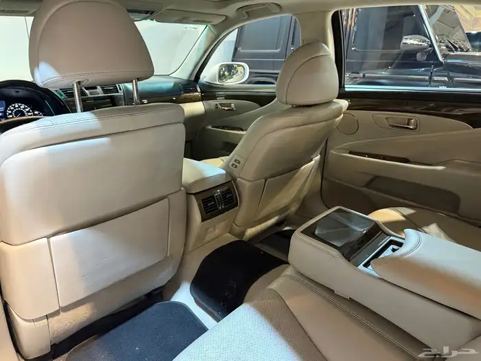 لكزس LS4560L 2010 (( بحالة ممتازة )) 16