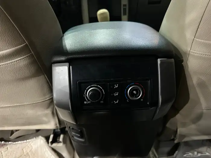 تويوتا برادو موديل 2011 نظيف 20