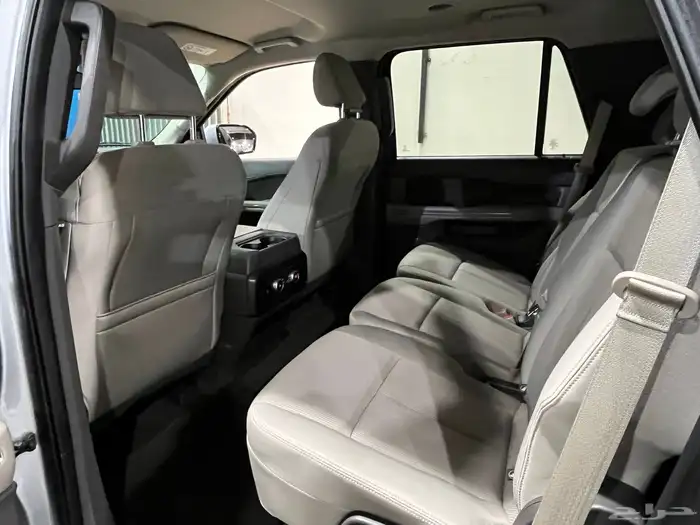 اكسبديشن 2021 XLT دبل قصير سعودي 17