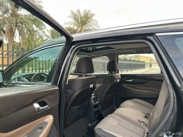 هونداي سنتافي موديل 2021 سعودي نص فل فئة 7 مقاعد 22