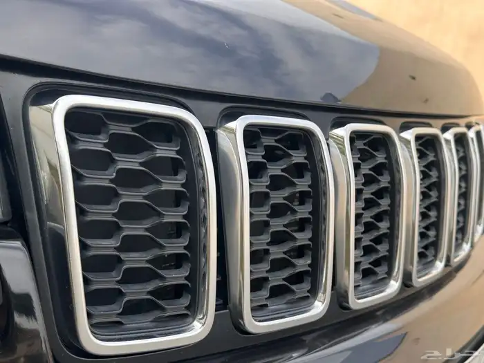 جيب جراند شيروكي 2019 فل دبل بانوراما ليمتيد صيانات وكاله 39