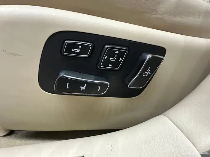 لكزس LS600 h موديل 2015 فل كامل هايبرد 9