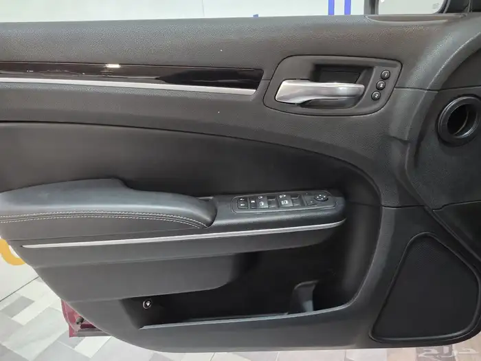 كرايزلر C300s 2021 22