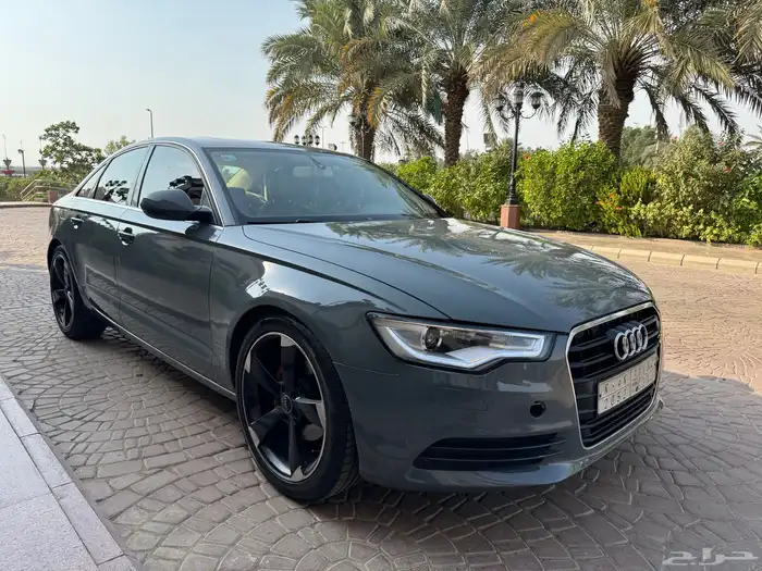 للبيع أودي A6 موديل 2012 نظيفه 2