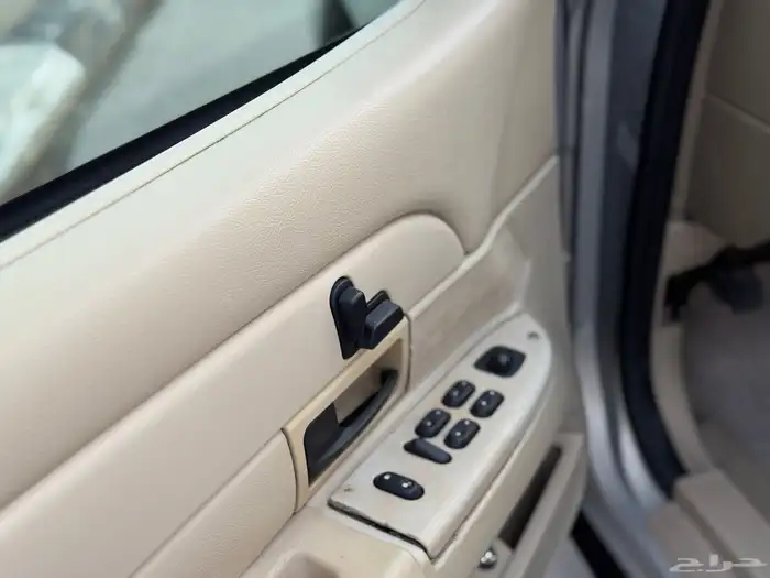 فورد كراون فكتوريا 2008 لارج شاطي طويل 11