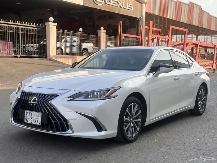 لكزس ES300h 2024 هايبرد عبداللطيف جميل شبة الجديد 2