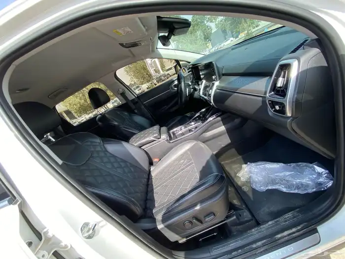 كيا سورنتو ديزل موديل 2021 14