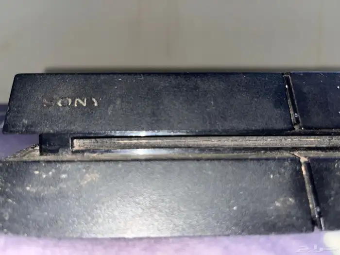 سوني فور ومع يدين واربع اشرطه 2