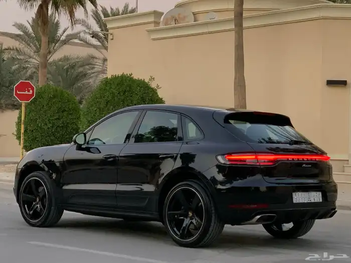 بورش ماكان موديل 2020 بحالة الوكاله 18