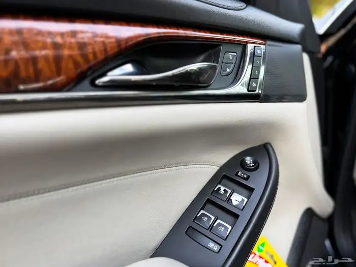 كاديلاك CTS 9