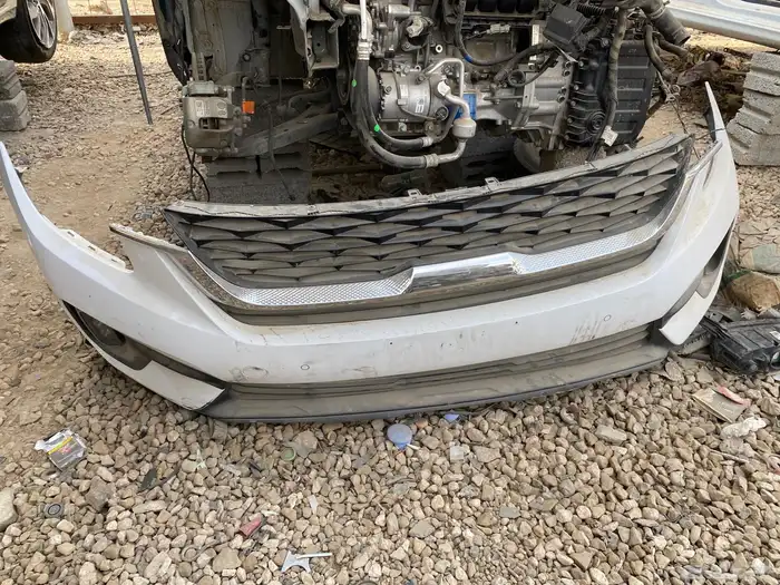 كيا سيلتوس بيع قطع غيار تشليح 6