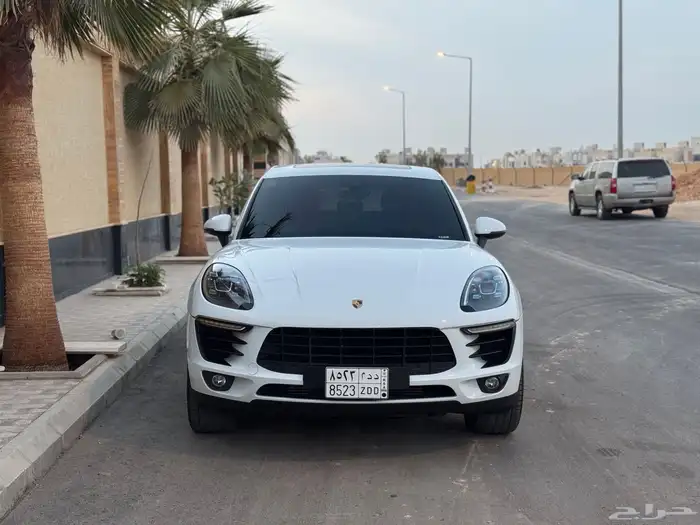 بورش ماكان 2017 0