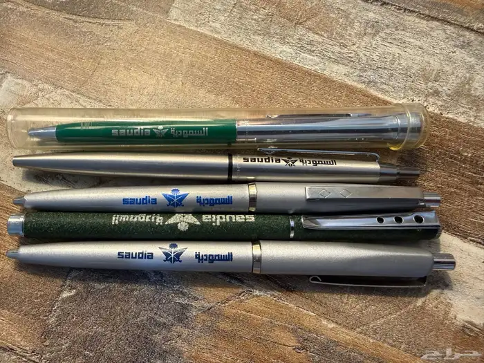 اقلام زمان من تذكارات الخطوط السعودية 0