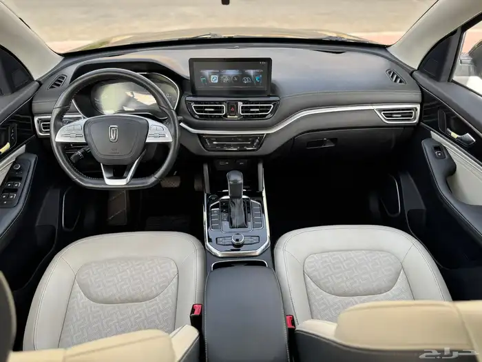 سيارة جيب صيني مستعمل السعر 28000 الف FAW T33 11