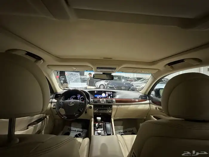 لكزس LS600 h موديل 2015 فل كامل هايبرد 24