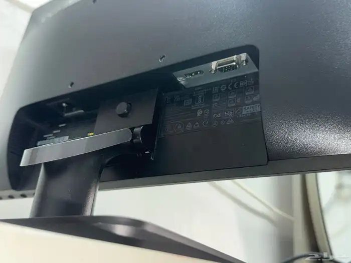 شاشه كمبيوتر لينوفو D19-10 مستعمله 18.5بوصه اخت الجديده 250 16