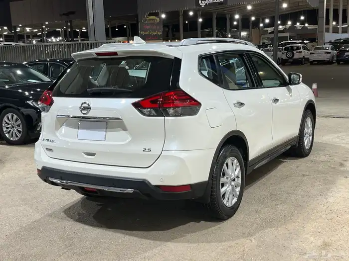 اكس تريل 2022 سعودي دبل 10