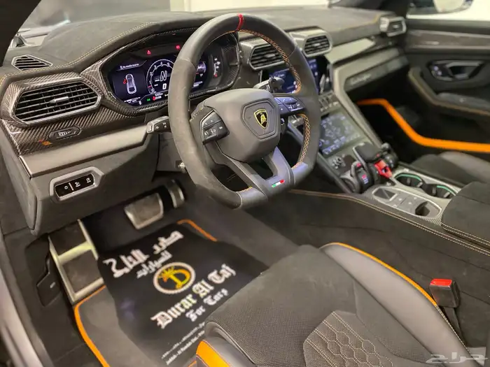 لامبورجيني اوروس بيرفورمانتي 8