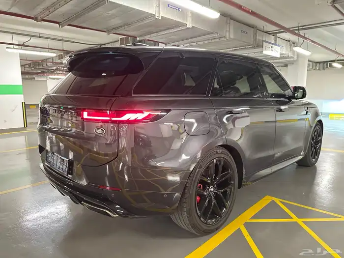 رنج روفر سبورت 2023 11