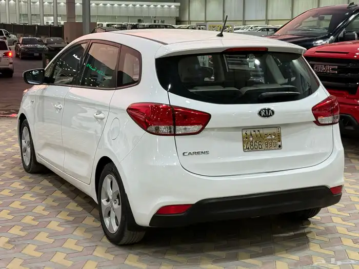 كيا كارينز 2016 3
