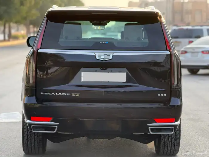 اسكاليد 2021 طويل مخززن 5