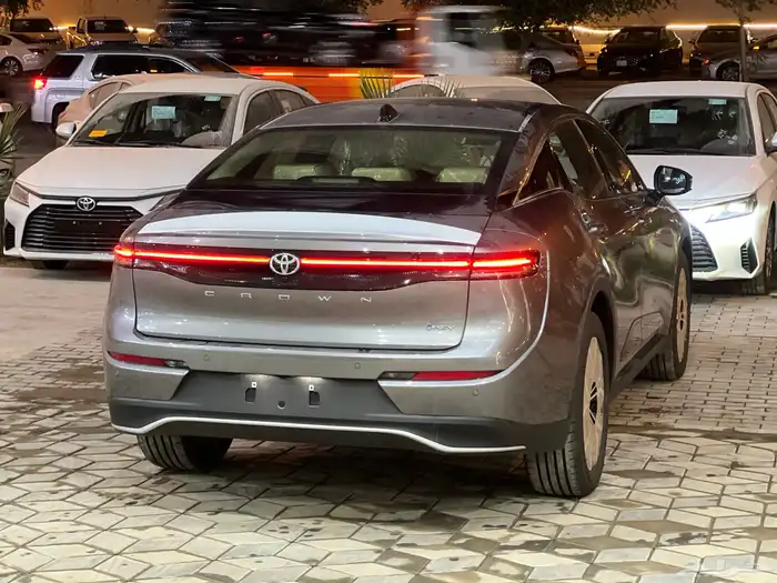 تويوتا كراون برستيج 2026 وارد سعودي 6