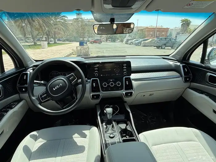 كيا سورينتو 2023 ديزل 10