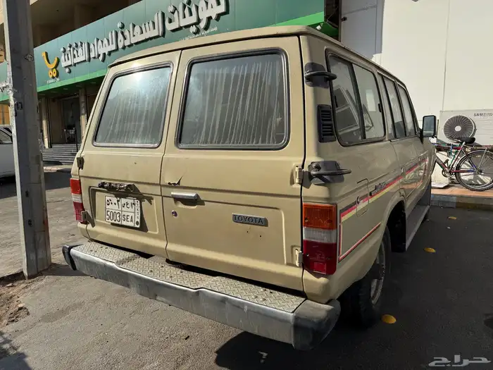 جيب تيوتا صالون للبيع 1985 4