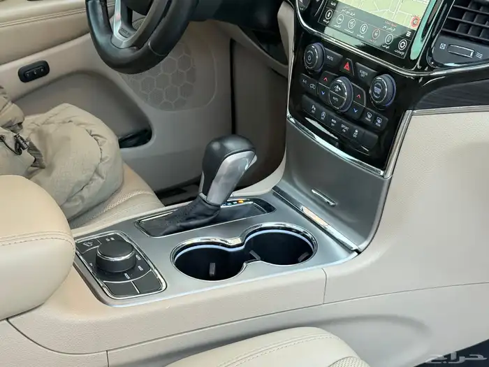 جيب قراند شروكي موديل 2021 لميد نظيفف 24