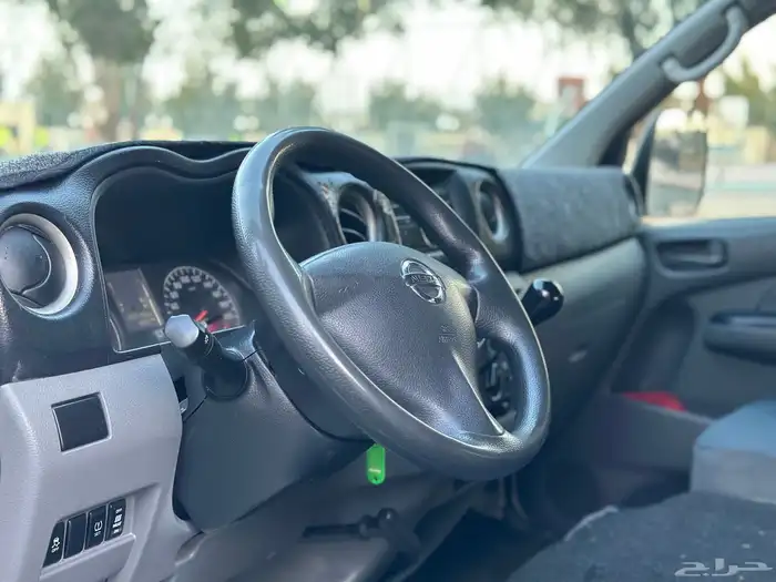 نيسان باص ركاب موديل 2019 سعودي قير عادي ديزل 8