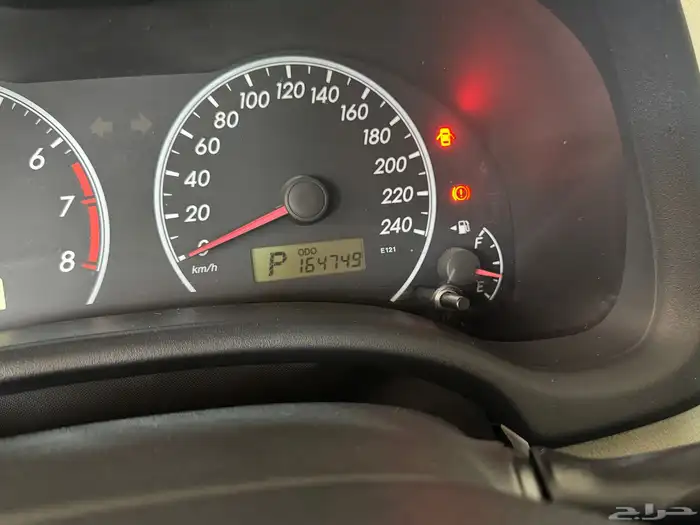 تويوتا كورلا 2013 مشى قليل جدا. 164 الف بحالة الوكالة تماما 6