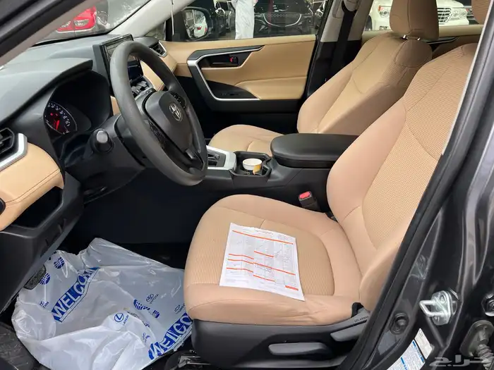 تويوتا راف فور 2020 استاندر دبل 10