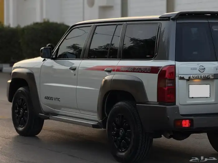 باترول سوبر سفاري 2020 مخززن 8