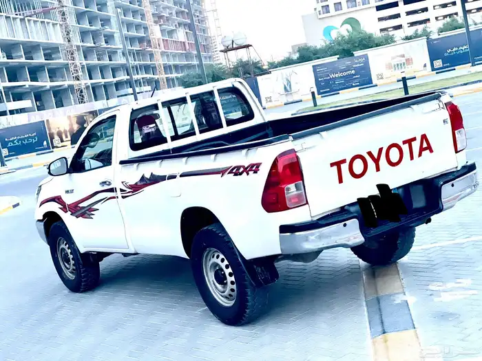 تويوتا هايلوكس دبل موديل 17 7