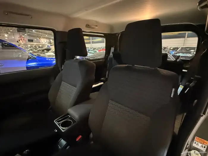 سوزوكي جيمني 2025 (( بحالة الوكالة )) 15