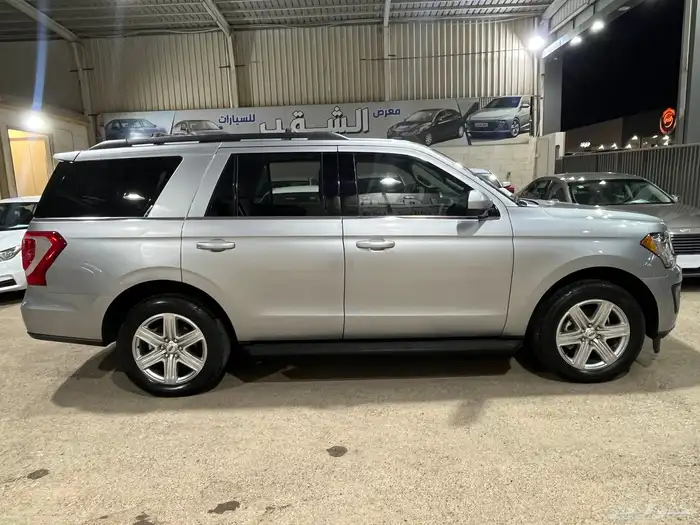 اكسبديشن 2021 XLT دبل قصير سعودي 12