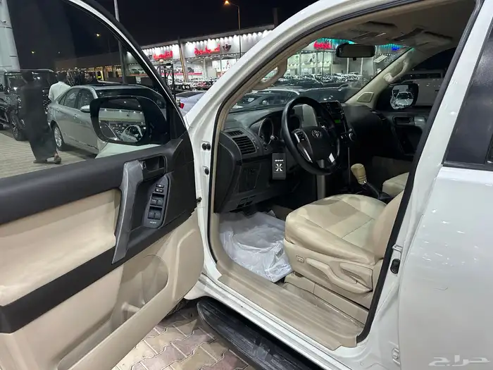 تويوتا برادو موديل 2011 نظيف 8