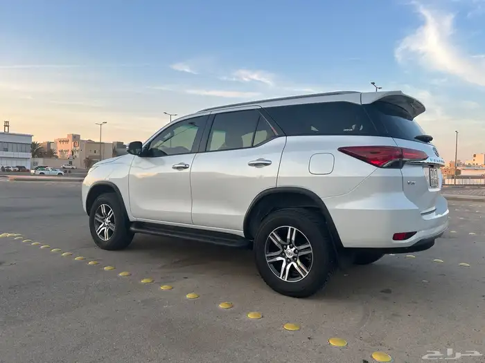 فورتشنر موديل 2024 سته سلندر 11