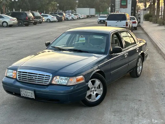 فورد فكتوريا 2011 سعودي كحلي داخل هلوز نضيف بدي وكالة 36