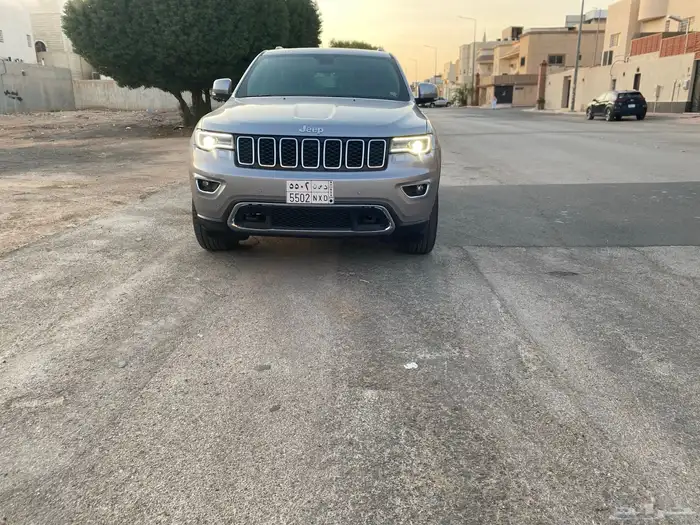 جيب جراند شيروكي اخوو الجديد نادر بنظافته 4