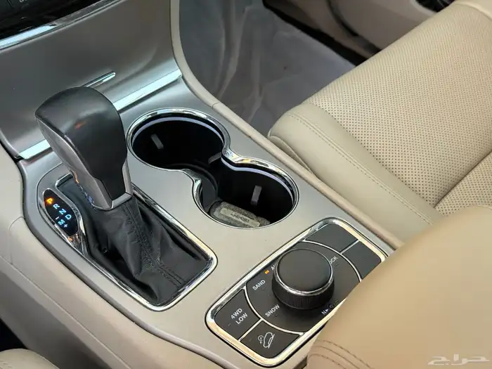 جيب قراند شروكي موديل 2021 لميد نظيفف 13