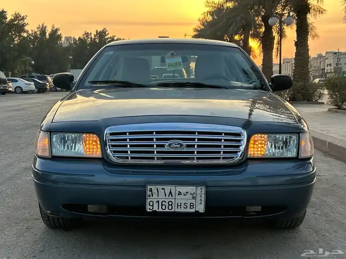 فورد فكتوريا 2011 سعودي كحلي داخل هلوز نضيف بدي وكالة 42