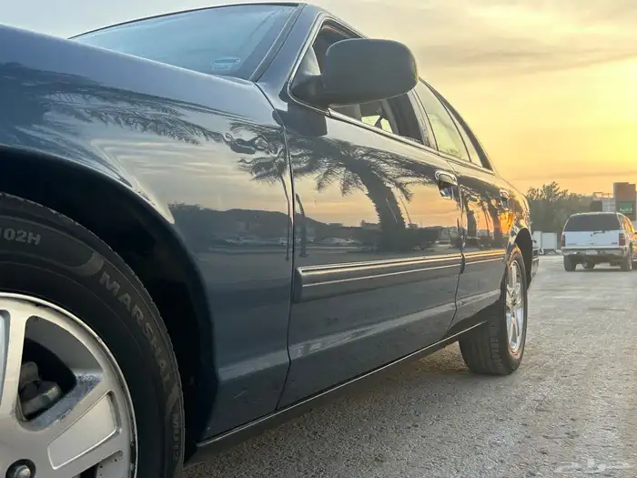 فورد فكتوريا 2011 سعودي كحلي داخل هلوز نضيف بدي وكالة 44