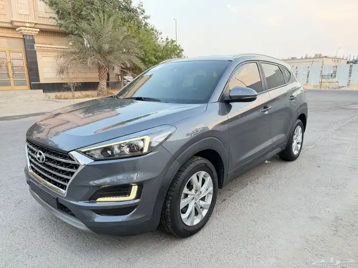 للبيع توسان 2020 بنزين بطاقه جمركيه وارد كوريا 18