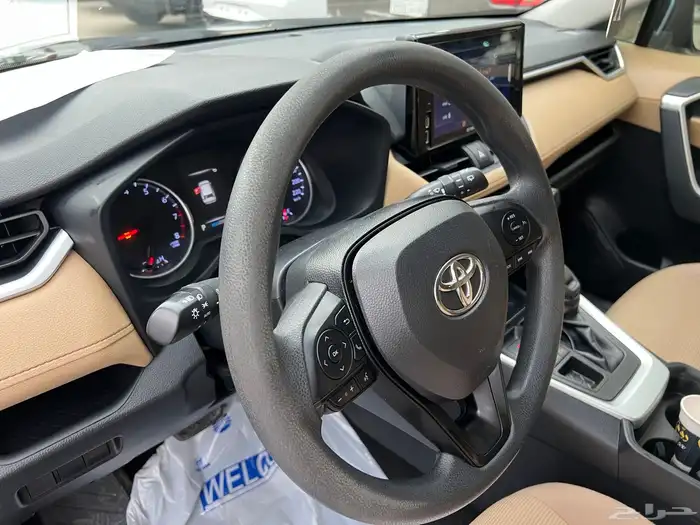 تويوتا راف فور 2020 استاندر دبل 11