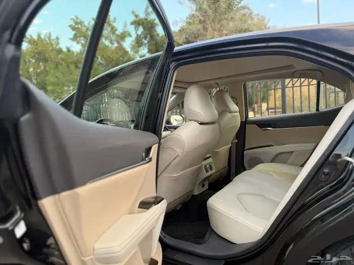 تويوتا كامري موديل 2022 سعودي فل كامل جراندي V6 13