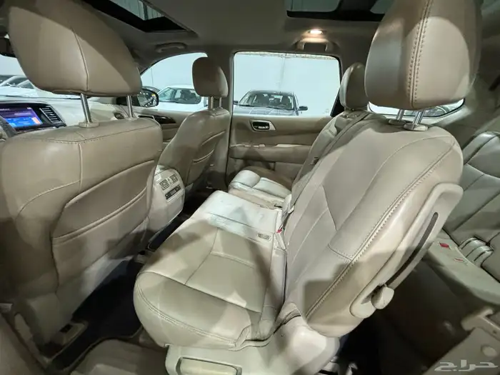 نيسان بافندر 2014 فل كامل فتحه سقف SV عائلي ثلاث صفوف 10