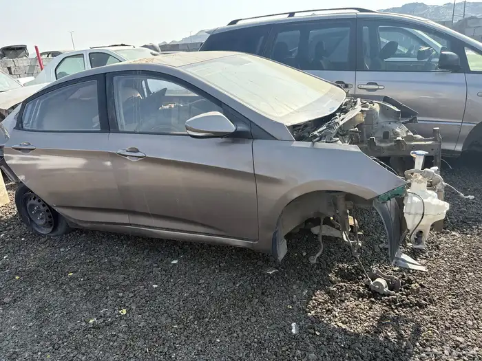 اكسنت تشليح قطع 1