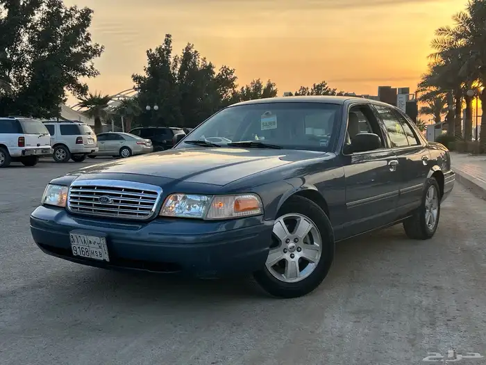 فورد فكتوريا 2011 سعودي كحلي داخل هلوز نضيف بدي وكالة 30