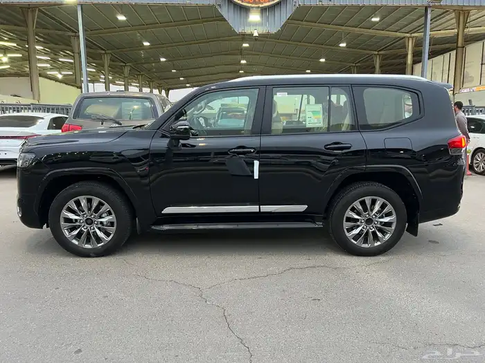 تويوتا لاندكروزر جي اكس ار 2024 L3 4